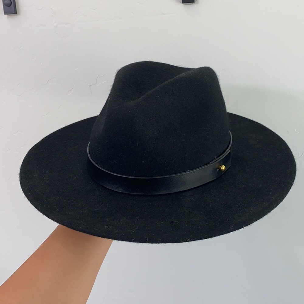 Lack of color hat